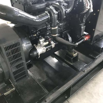 36 Corrente nominale 25 KVA Potenza in attesa Basso consumo di carburante 16KW Generatore diesel Set