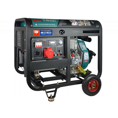 8Generatore diesel da.8Kva con sistema di protezione contro cortocircuito tensione nominale 230V/400V